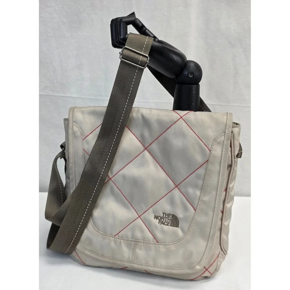 The North Face Crossbody Messenger Bag Tan Beige Red Quilted Stitch Nylon Small